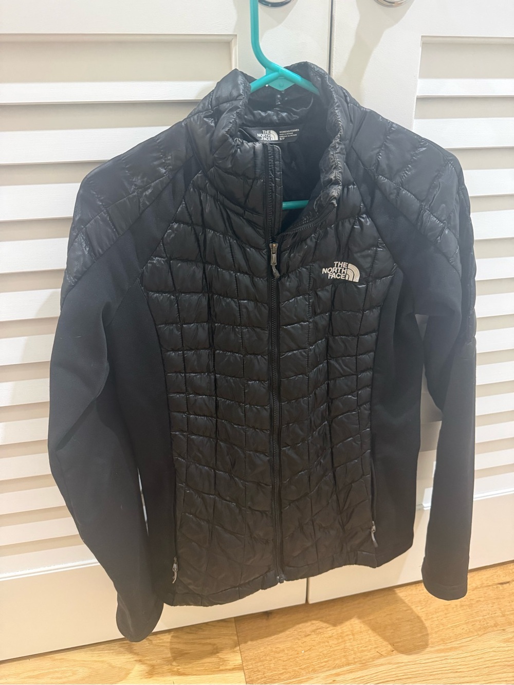 The North Face Women’s Black Insulated Hybrid Jacket Size Small